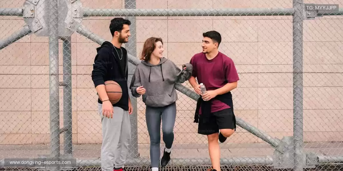 「全球赛事同步直播，超清画质 + 实时解说，让你身临其境！📺一键开启，激情无限！」